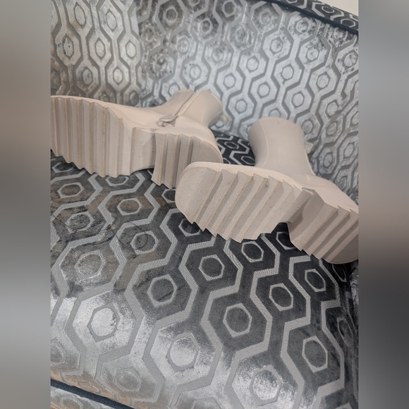 CHLOE RAINBOOTS BETTY BOOTS - SIZE 37 - Picture 3 of 7